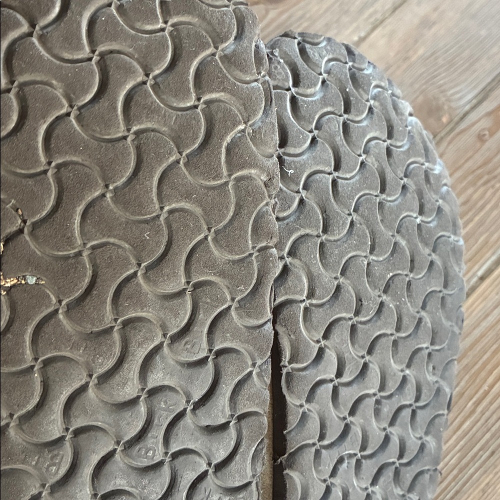 Birkenstock Clogs in Taupe - Picture 11 of 12